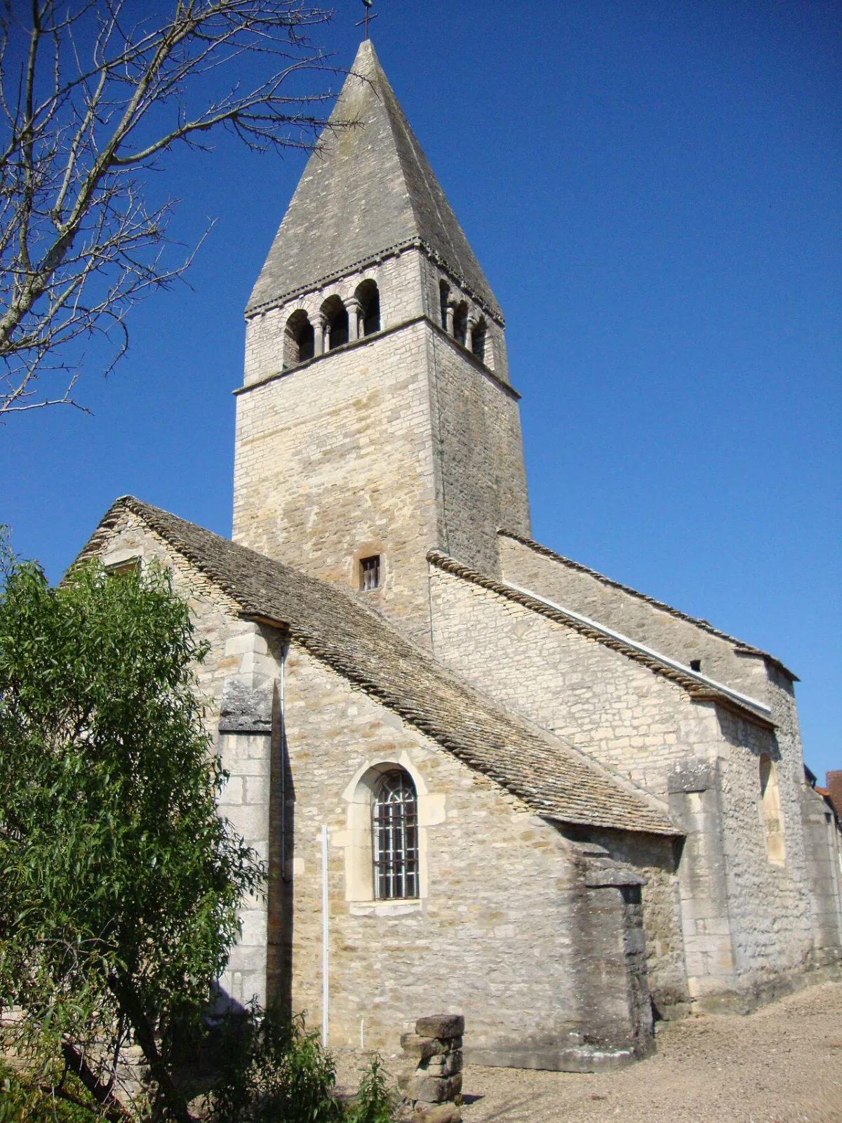Église de Jambles (Eglise Saint Bénigne), Jambles