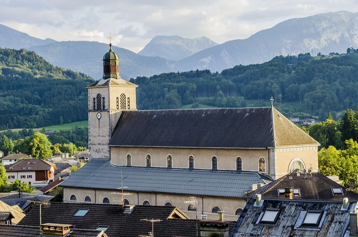 Eglise Saint-Jean Baptiste, Taninges
