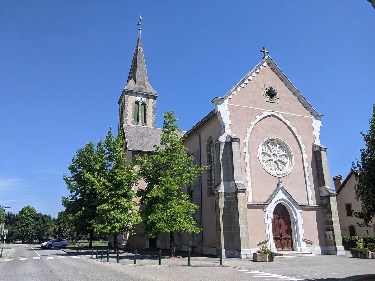 Eglise St François de Sâles, Vallieres