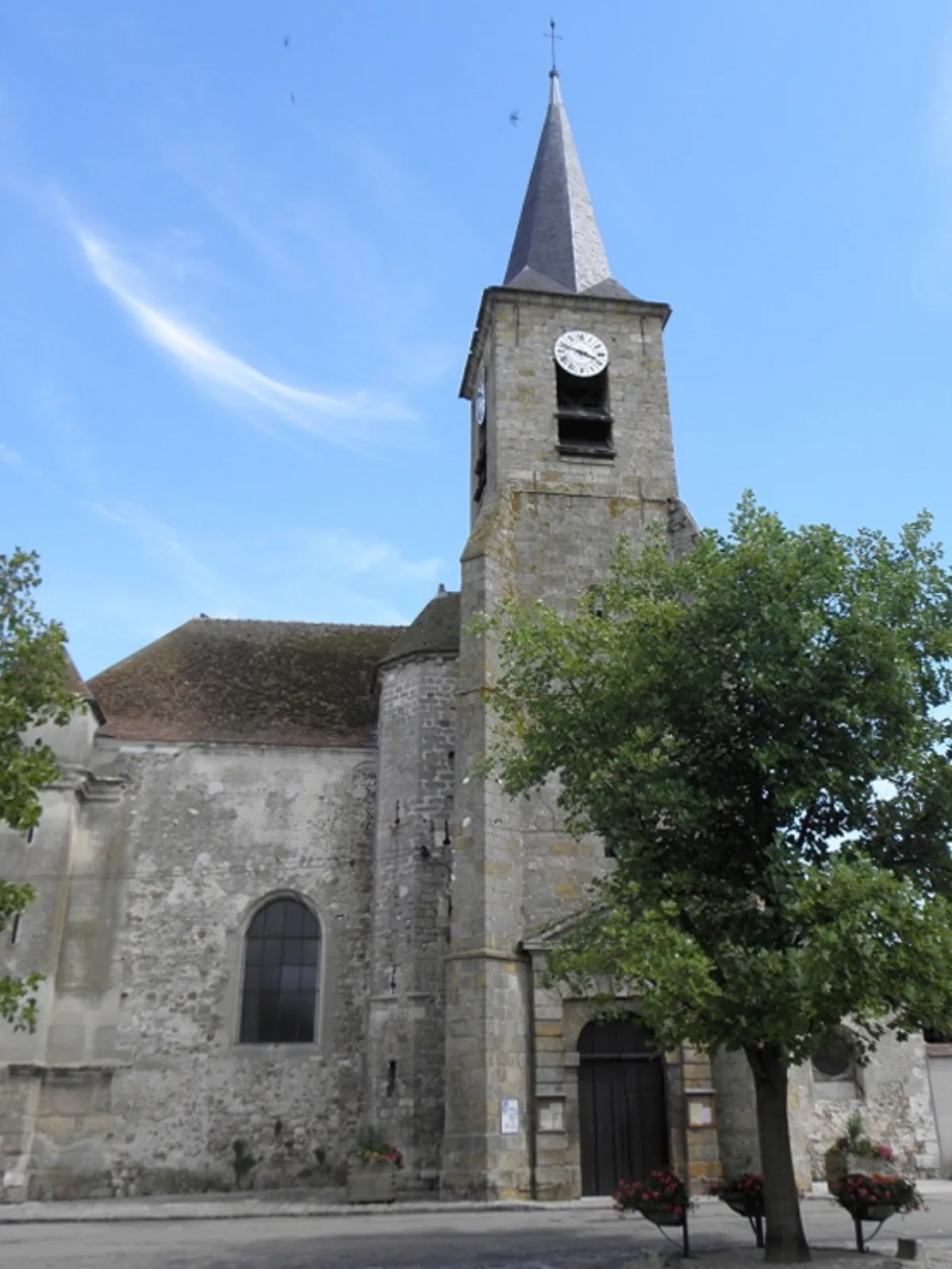 Notre Dame Sainte Croix, Bray Sur Seine
