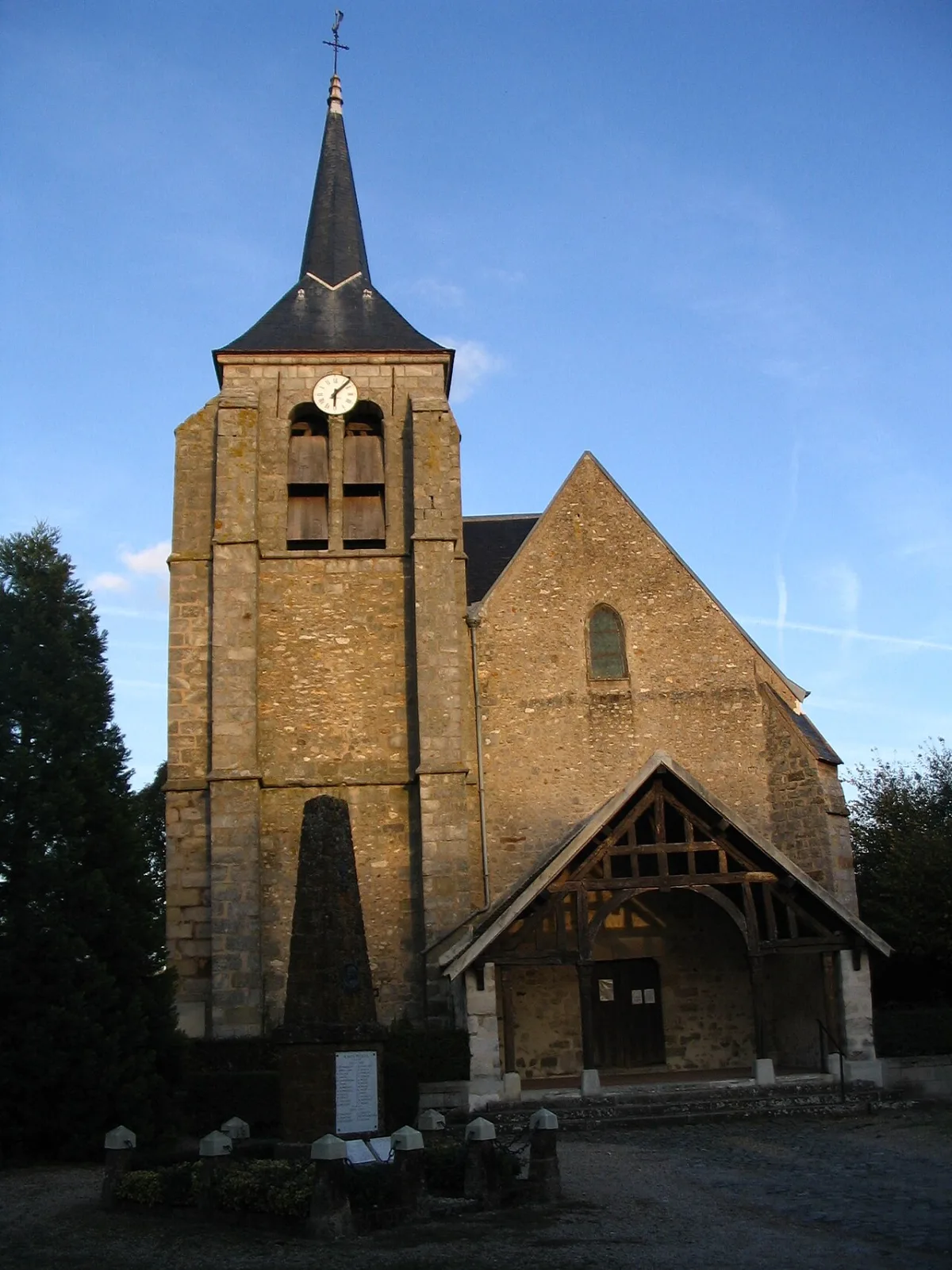 Saint Pierre, Crisenoy