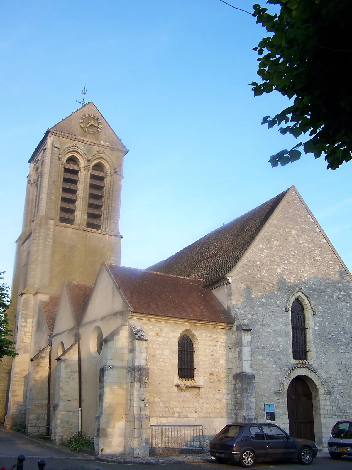 Saint Pierre, Chavenay