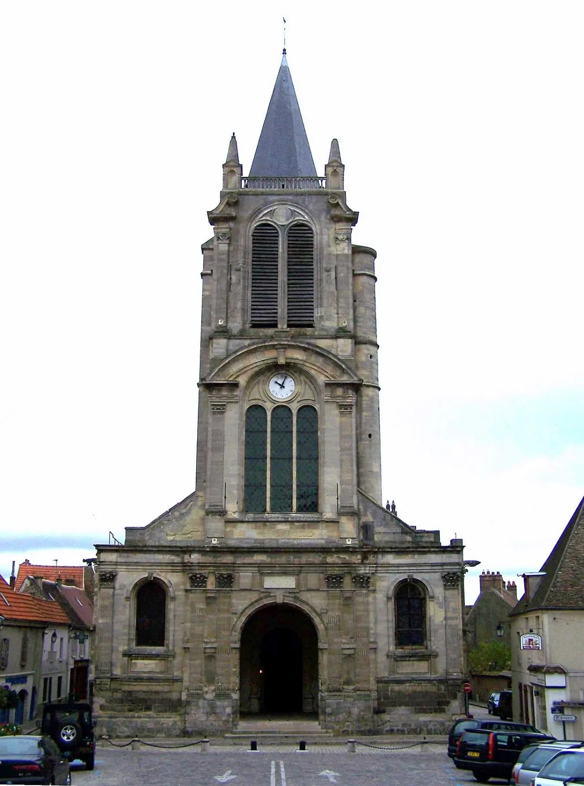 Montfort l'Amaury (St Pierre), Montfort L'Amaury