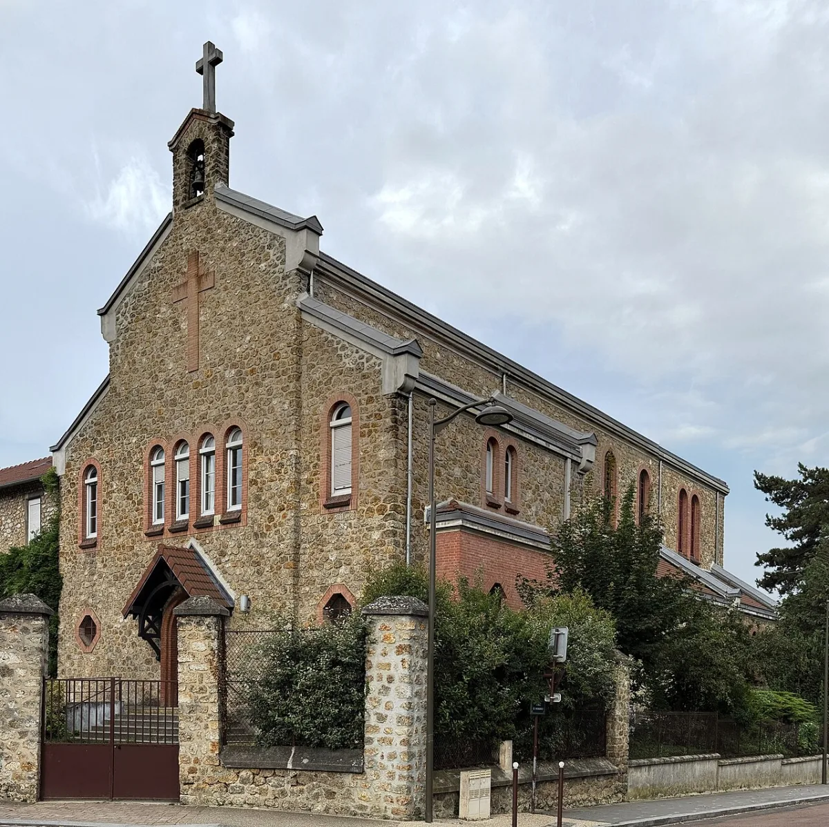 Chapelle Saint Joseph de Glatigny, Versailles