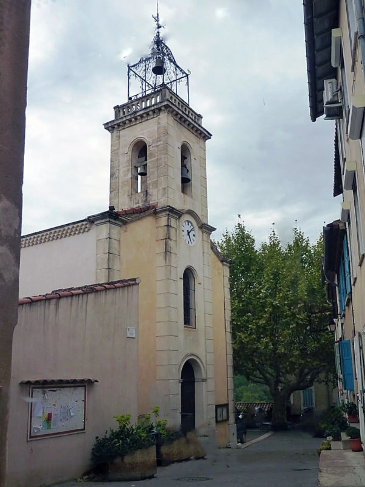 Saint Jean Baptiste, Les Mayons