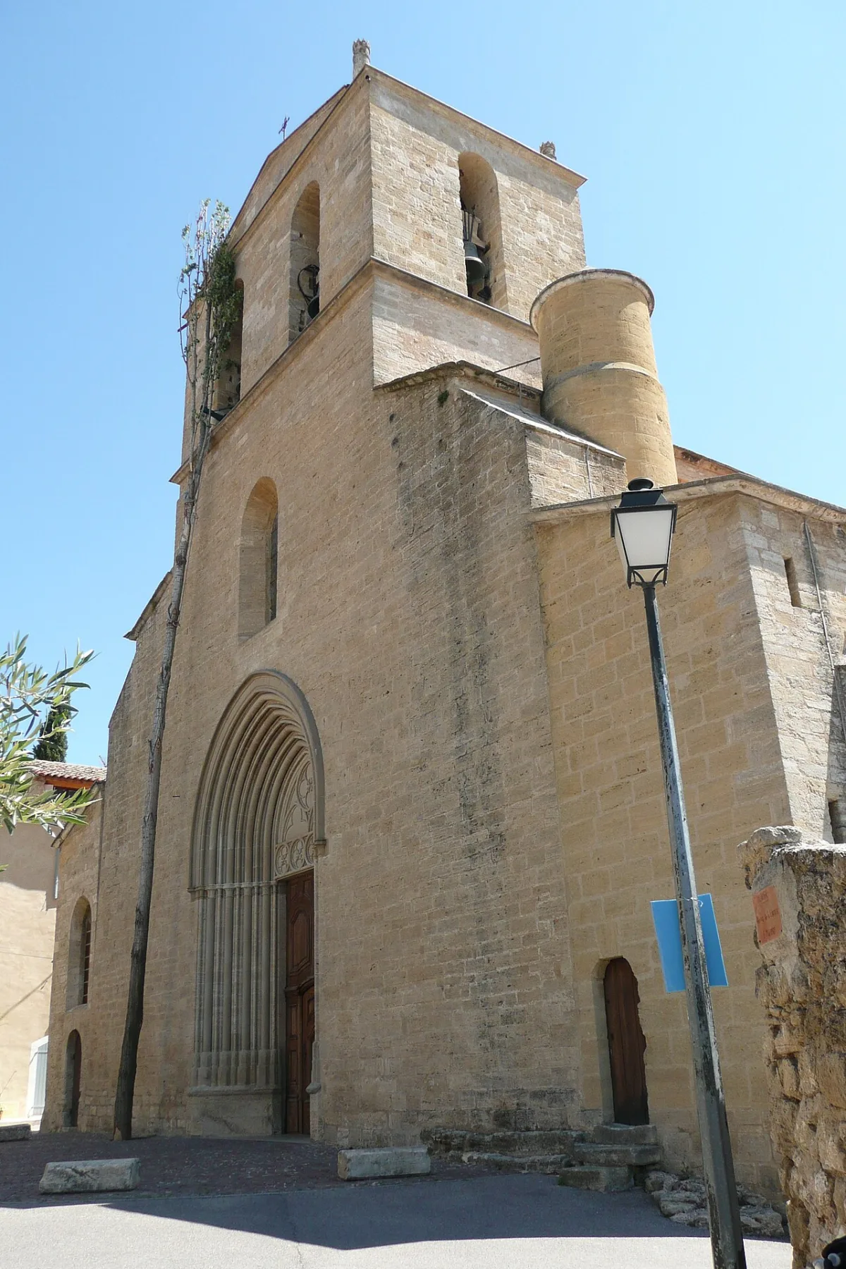 Église de Cucuron (Notre Dame de Beaulieu), Cucuron
