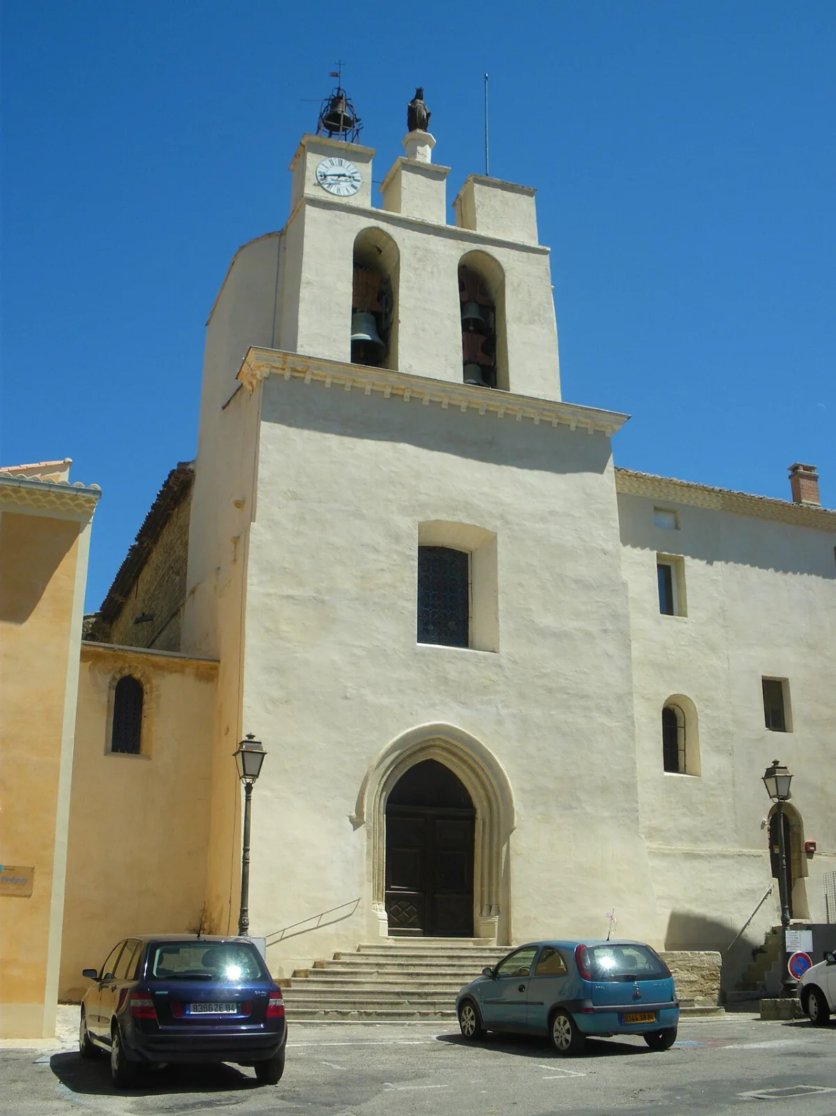Église de Sarrians (Saint Pierre et Saint Paul), Sarrians