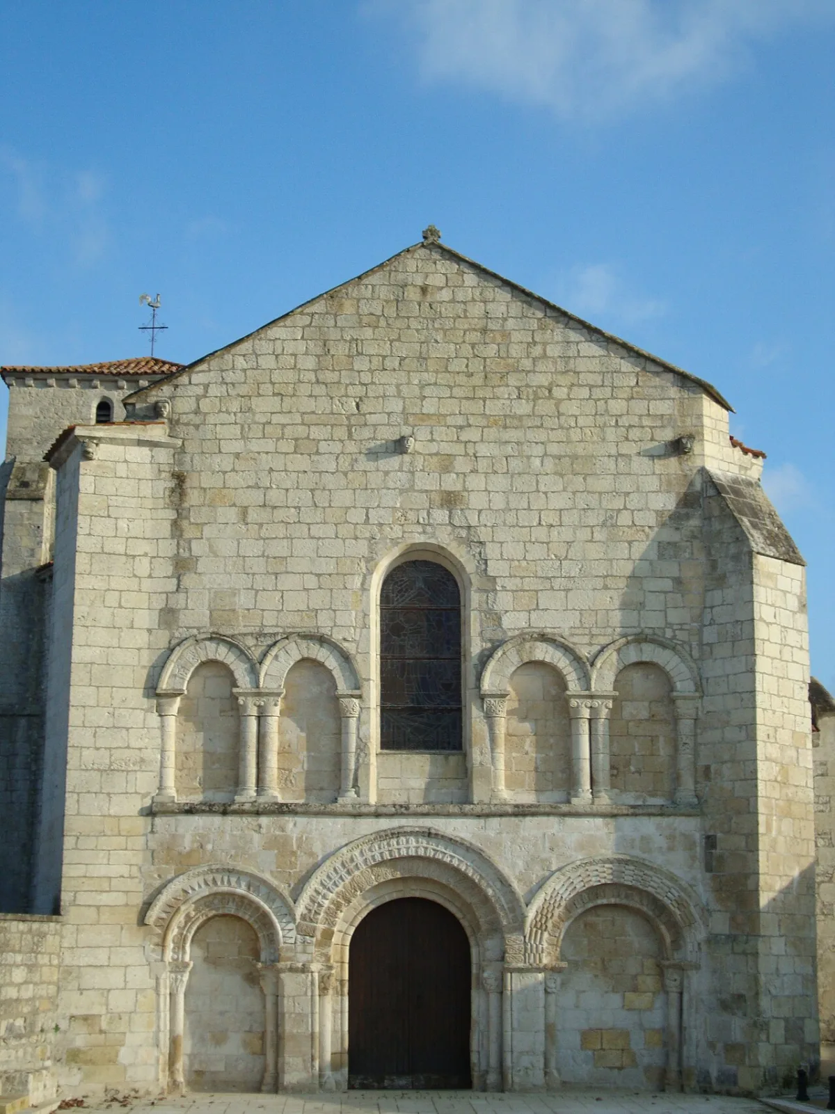 Église Notre Dame (Fontaines), Doix Les Fontaines