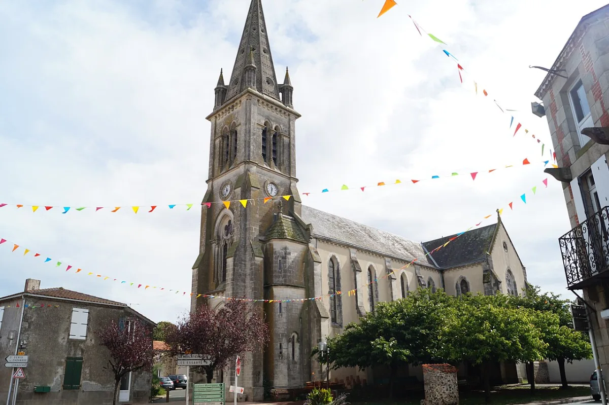Église Notre Dame (Boulogne), Essarts-en-Bocage