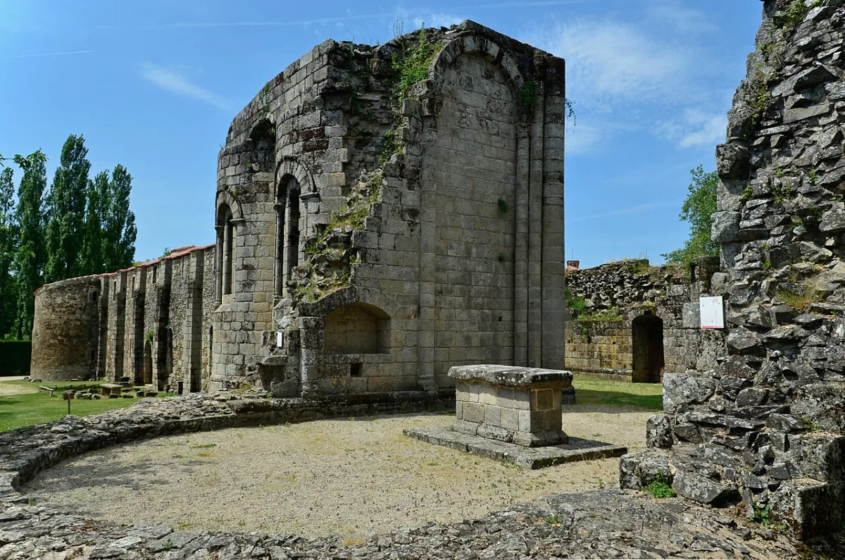 Abbaye de la Grainetière (Les Herbiers), Les Herbiers