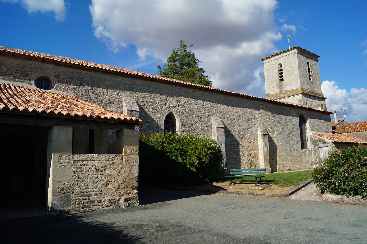Église Saint Pierre (Le Langon), Le Langon