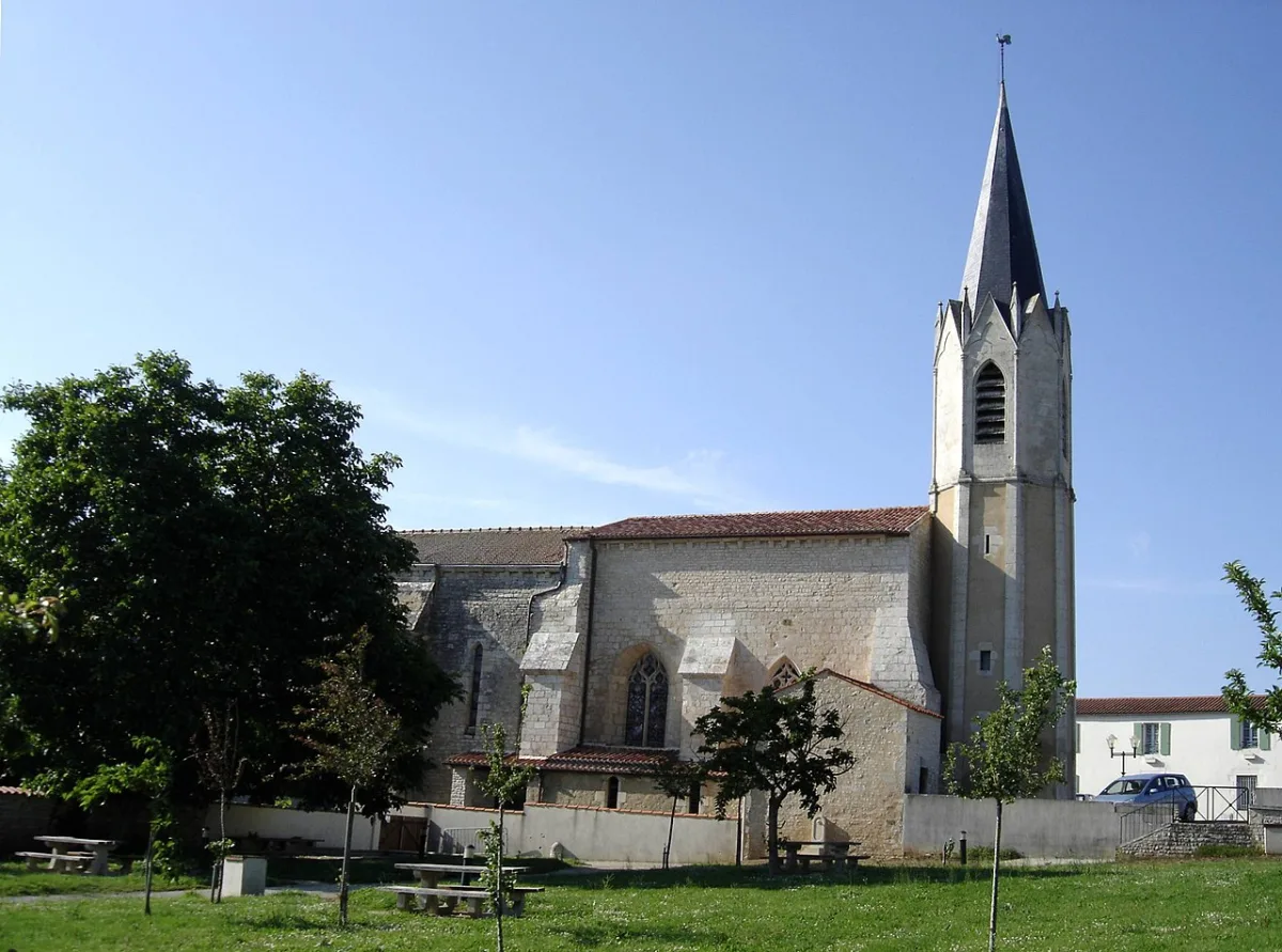 Église Sainte Trinité (Mouzeuil-Saint-Martin), Mouzeuil-Saint-Martin