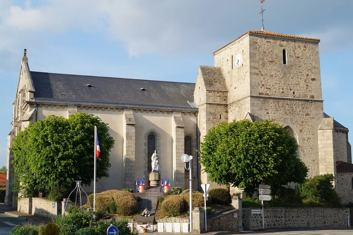 Église Saint Pierre et Saint Paul (Venansault), Venansault