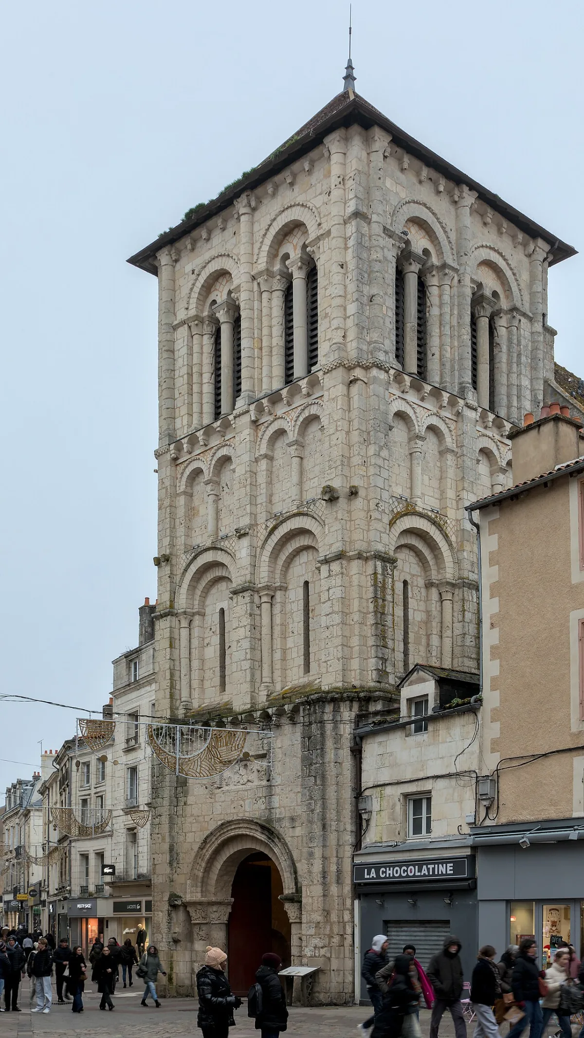 Saint-Porchaire, Poitiers