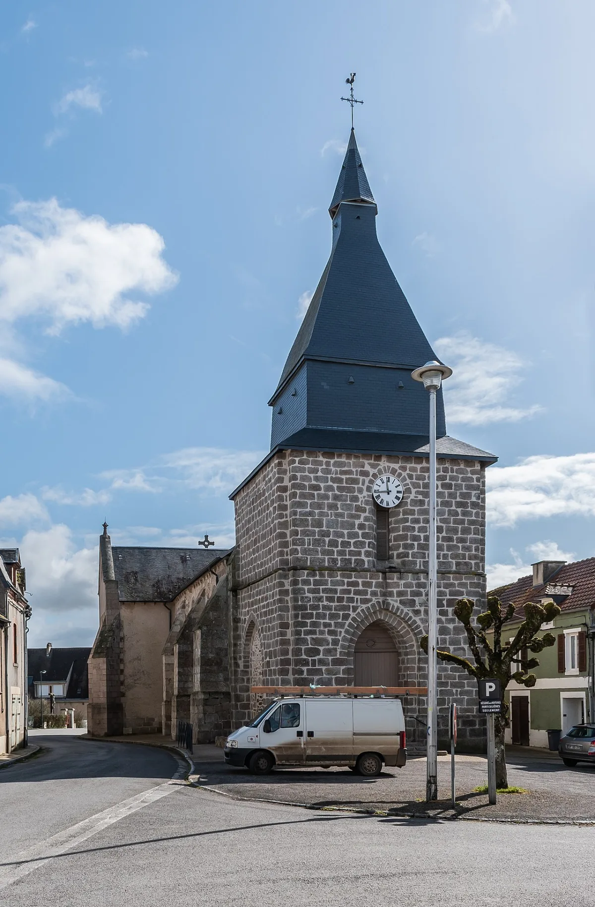 Église Saint-Martial (LUSSAC LES EGLISES), Lussac Les Eglises