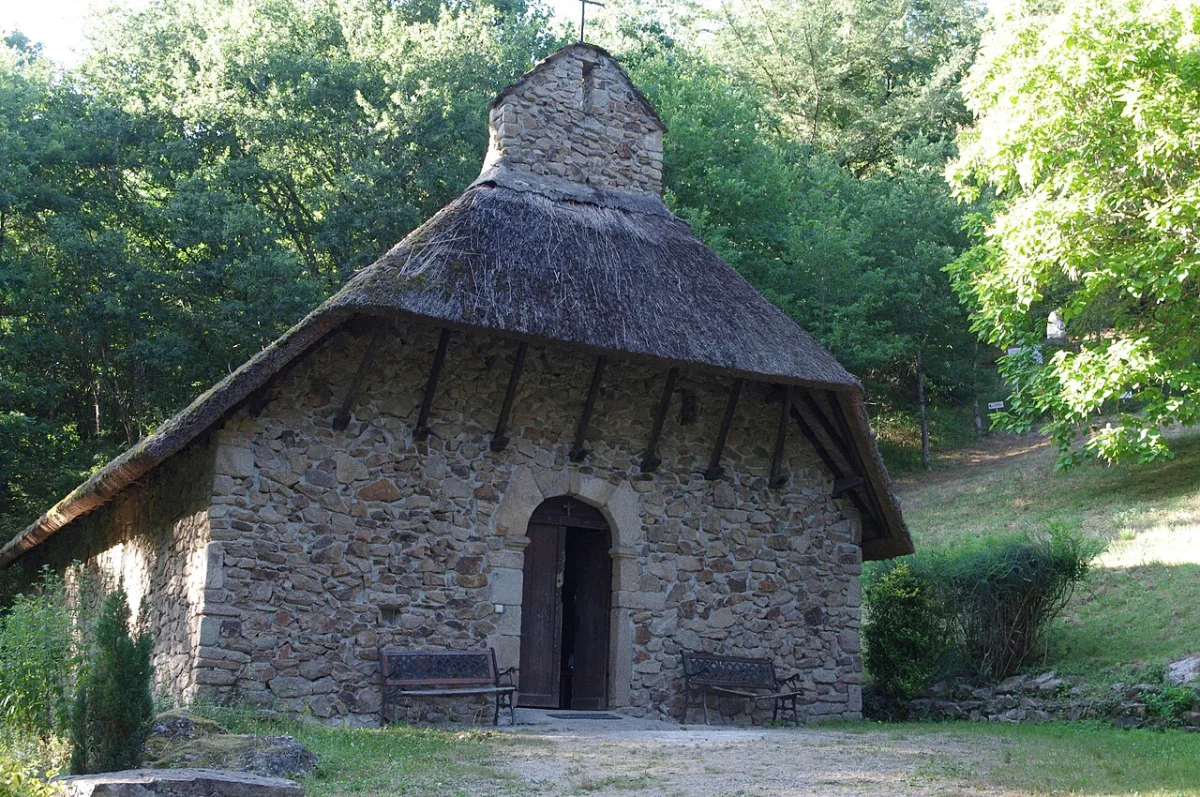 Sanctuaire Notre Dame de la Paix, Saint Auvent