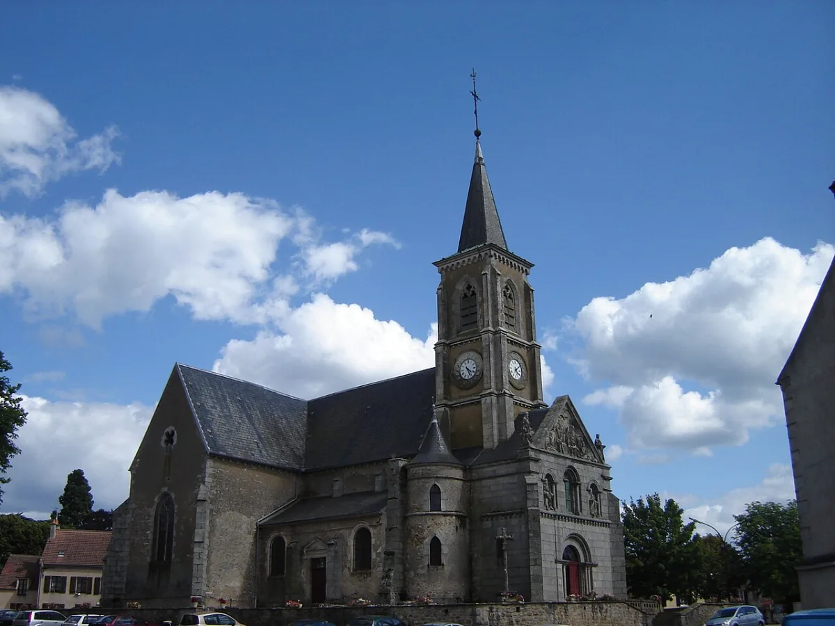 Saint Georges, Quarre Les Tombes