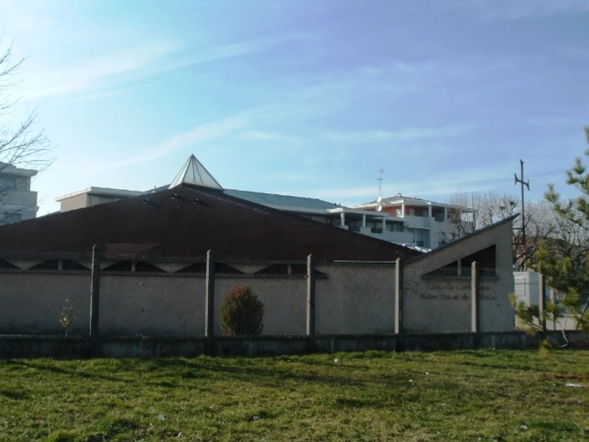 Notre Dame de la Paix À Montconseil, Corbeil Essonnes