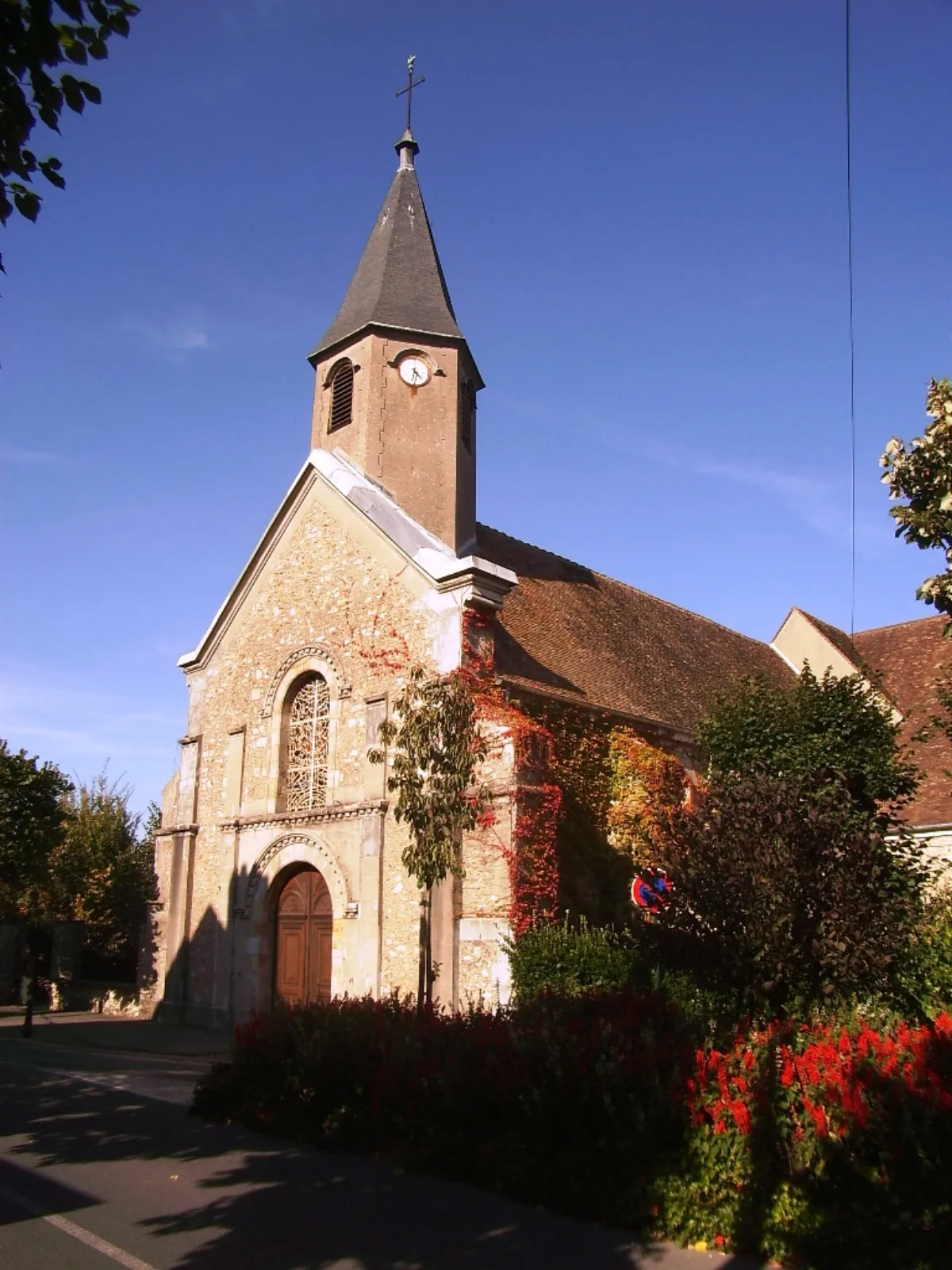 Saint Pierre Saint Paul, Evry