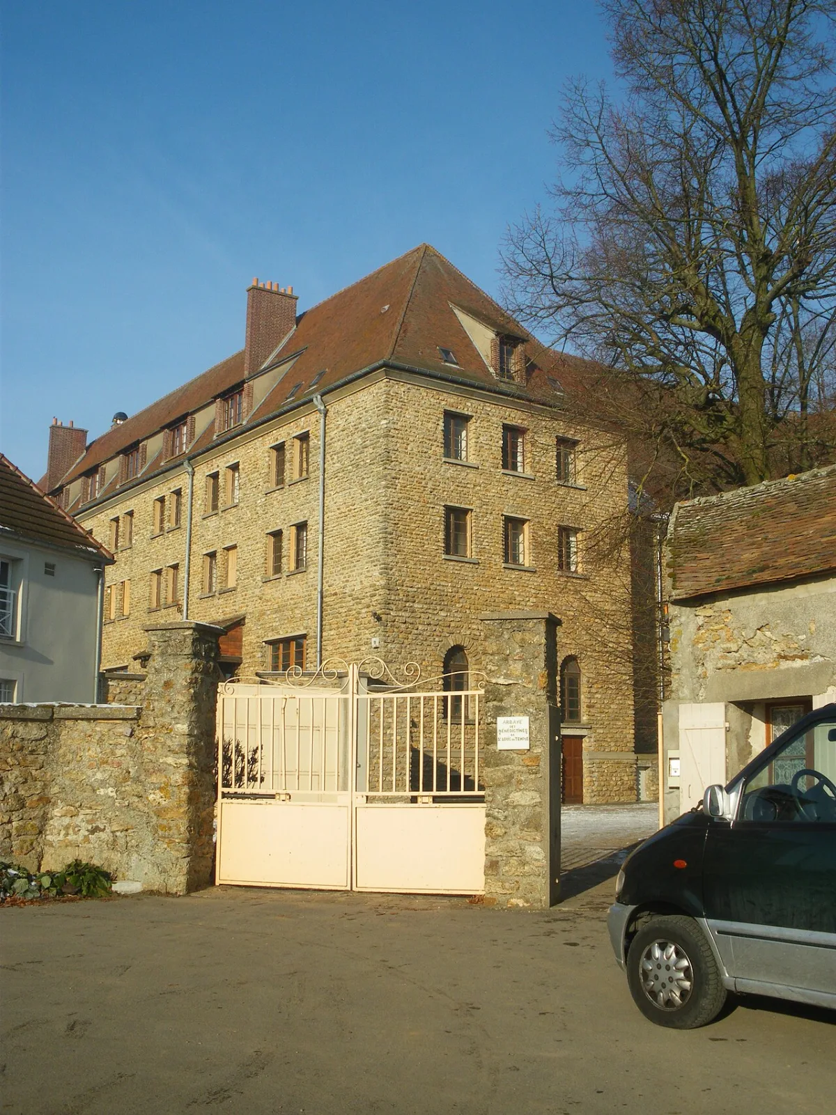 Abbaye Saint Louis du Temple (Bénédictines), Vauhallan