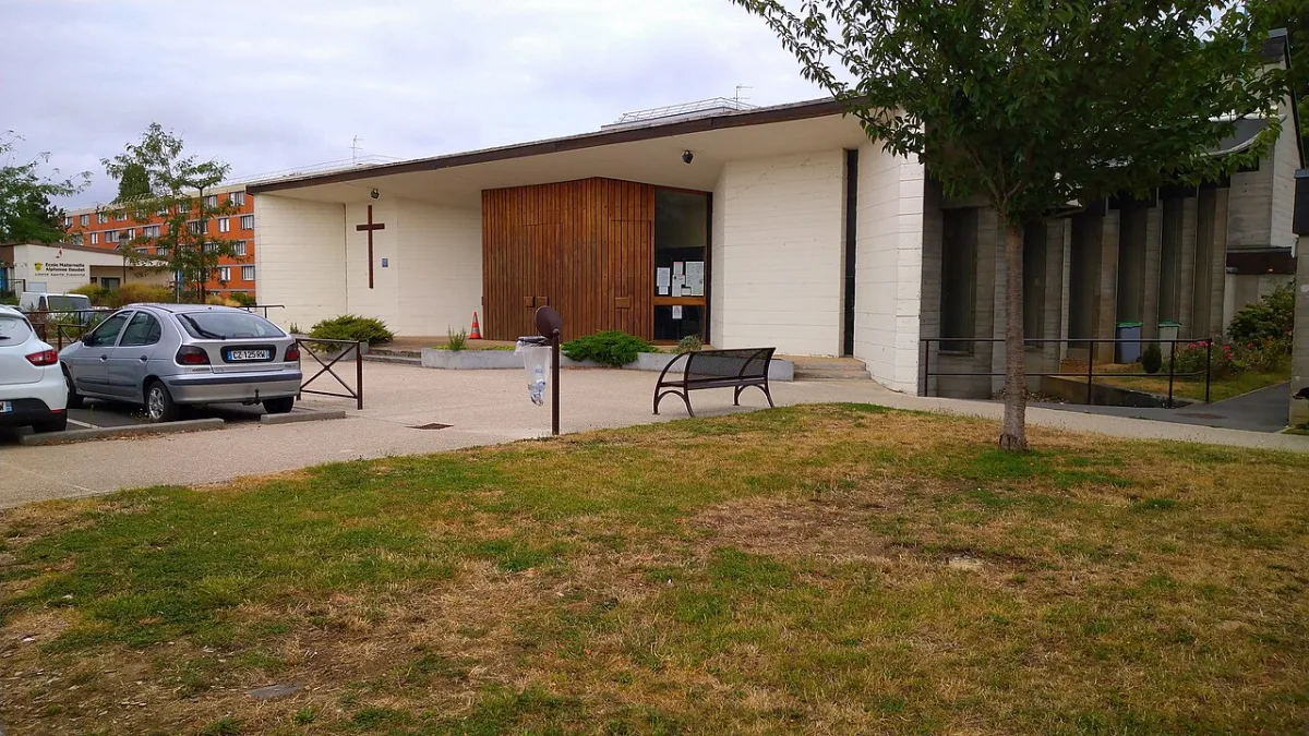 Notre Dame des Cités (Les Côteaux de l'Orge (Ex CILOF)), Viry Chatillon