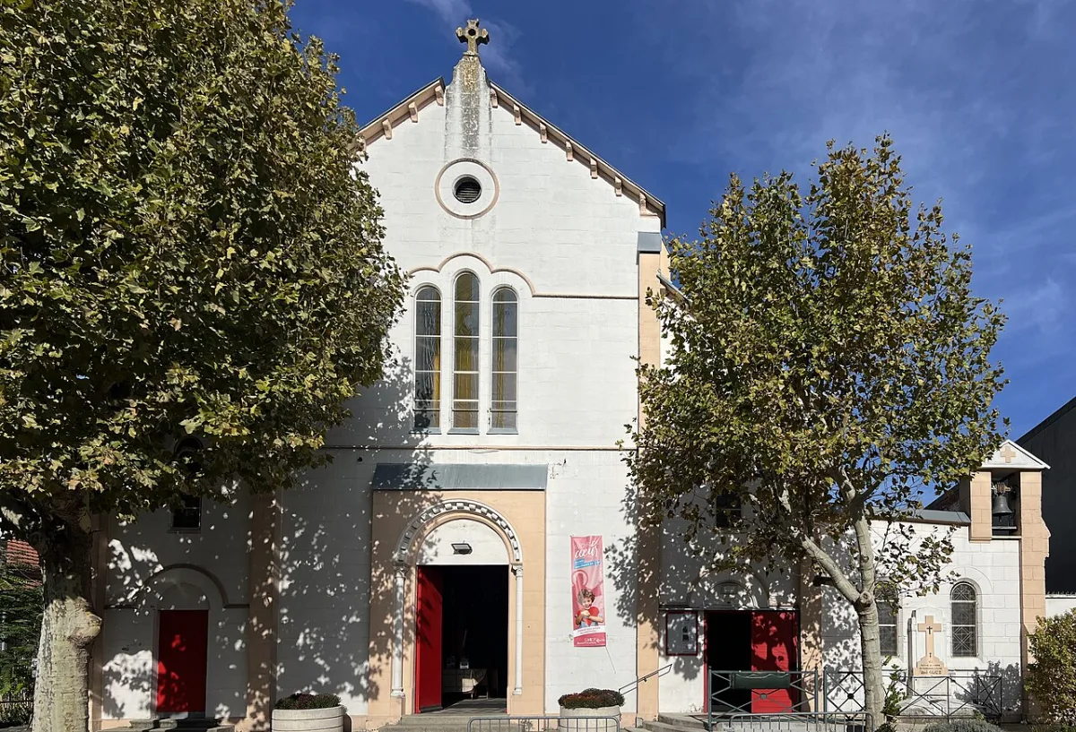 Saint Joseph des Quatre Routes (Asnières), Asnières-sur-Seine