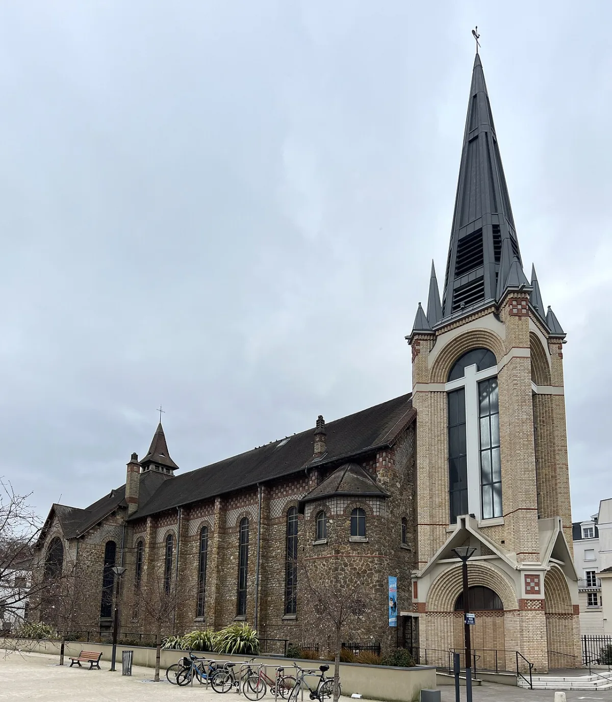 Notre Dame de Lourdes, Chaville