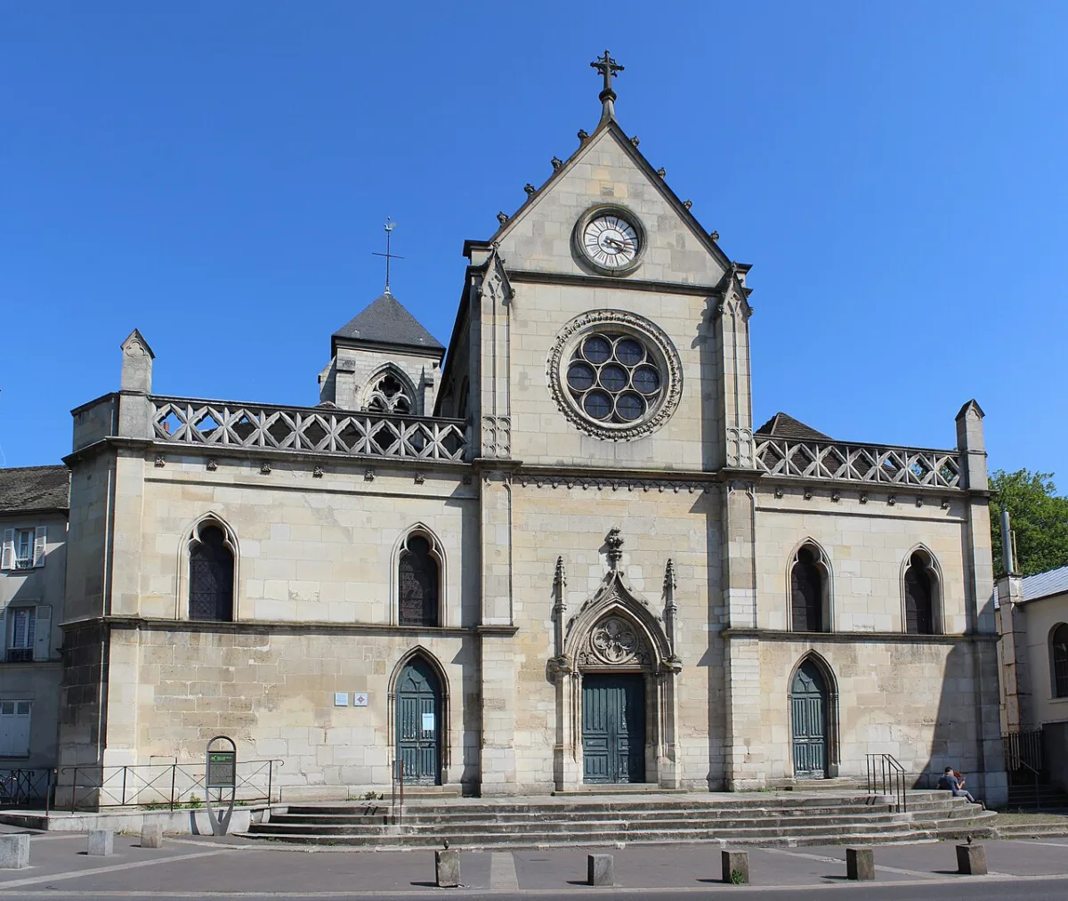 St Pierre St Paul, Montreuil