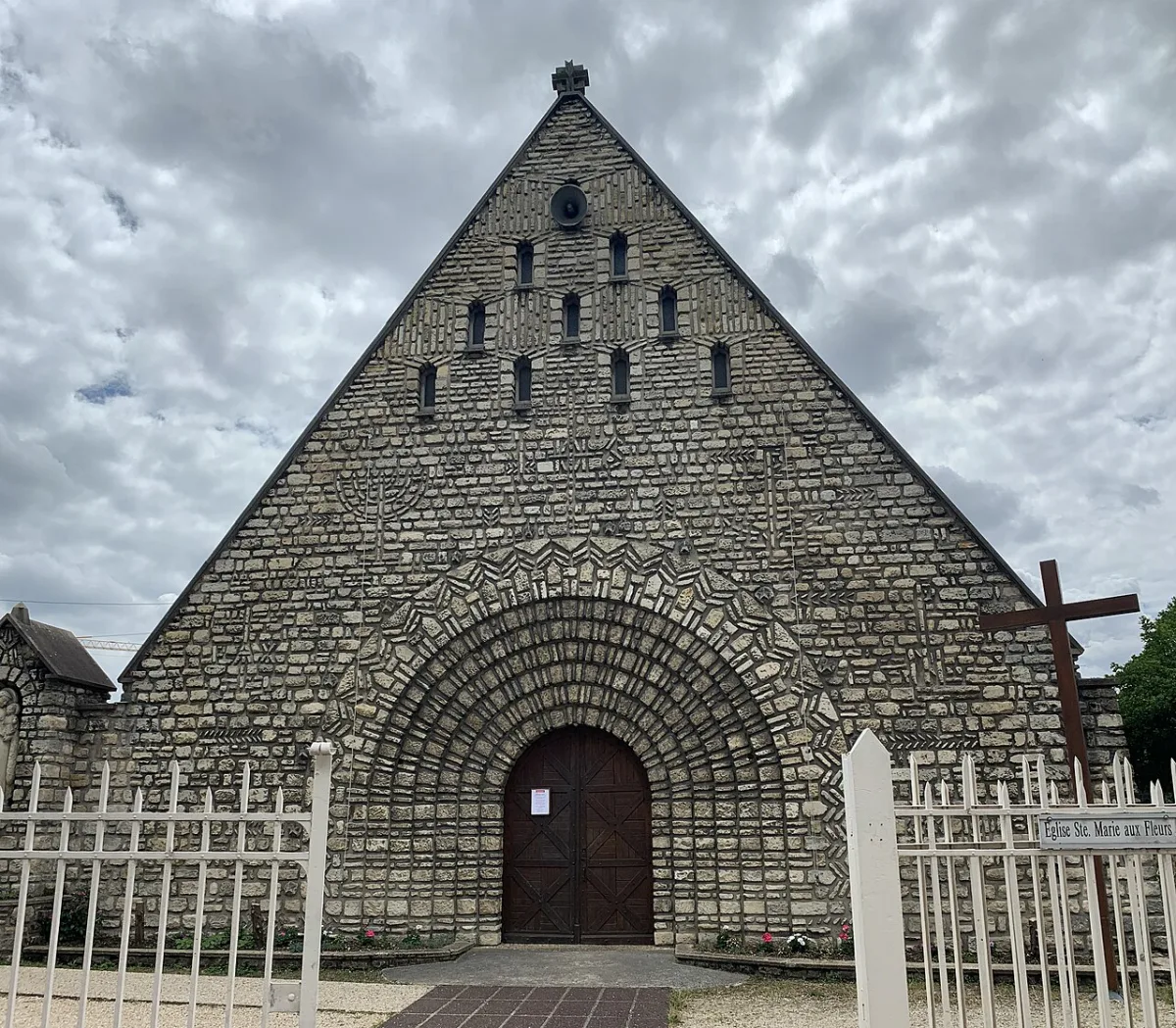 Sainte Marie aux Fleurs, Saint Maur Des Fosses