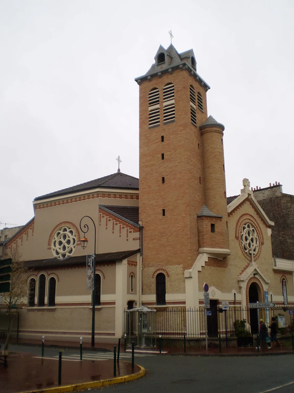 Saint André, Saint Maurice