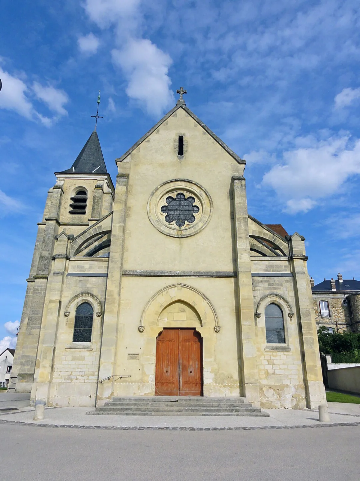 Église Sainte Marie-Madeleine, Domont