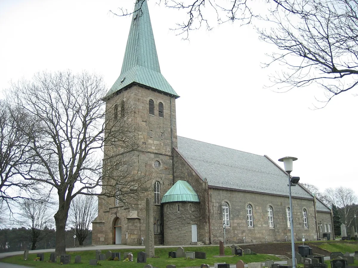 Tune kirke (Sarpsborg), Sarpsborg