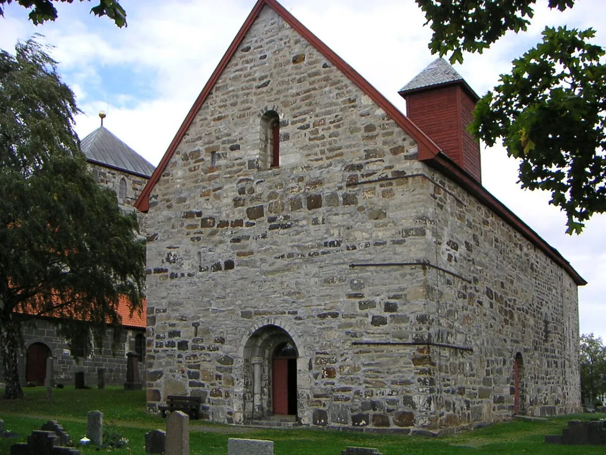 Mariakirken (Granavollen), Gran